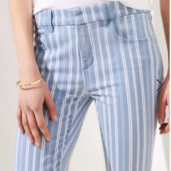 LOFT Women's Blue/White Striped Modern Skinny Crop Pants, size petite 31/12 - Picture 3 of 8